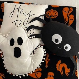 Misc Decorative Halloween throw pillows